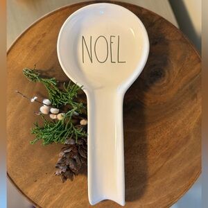 ⭐️Host Pick⭐️ Rae Dunn Cream 'Noel' Spoon Rest